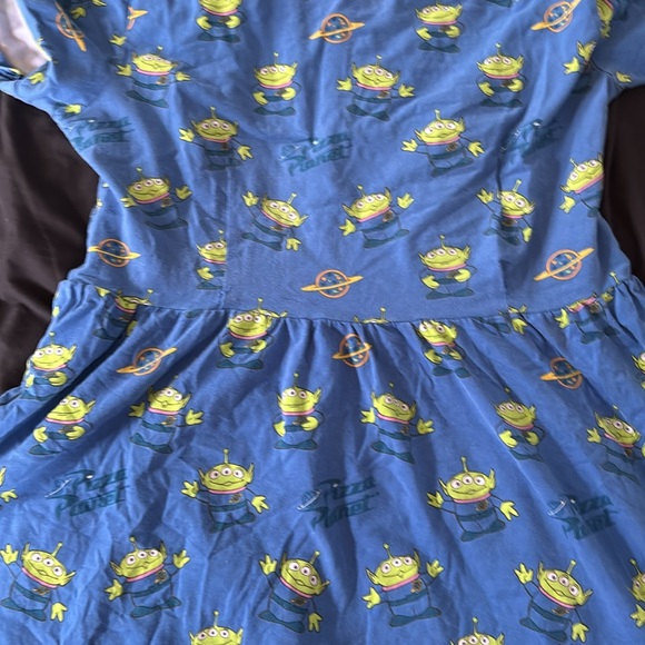 Toy Story 4 Pixar Pizza Planet Alien Stretchy Dress - Picture 6 of 9